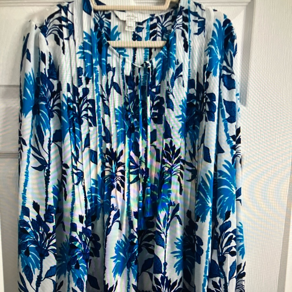 NWOT Lilly Pulitzer Marilyn Tunic Top. Size Large